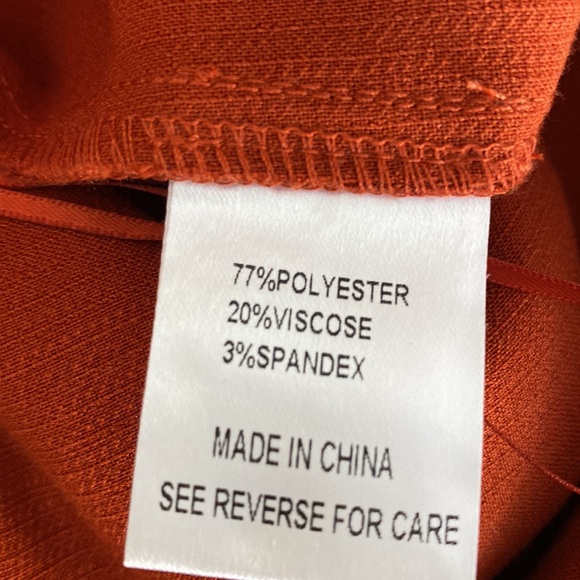 Versona Cropped Dress Pants - Picture 5 of 5